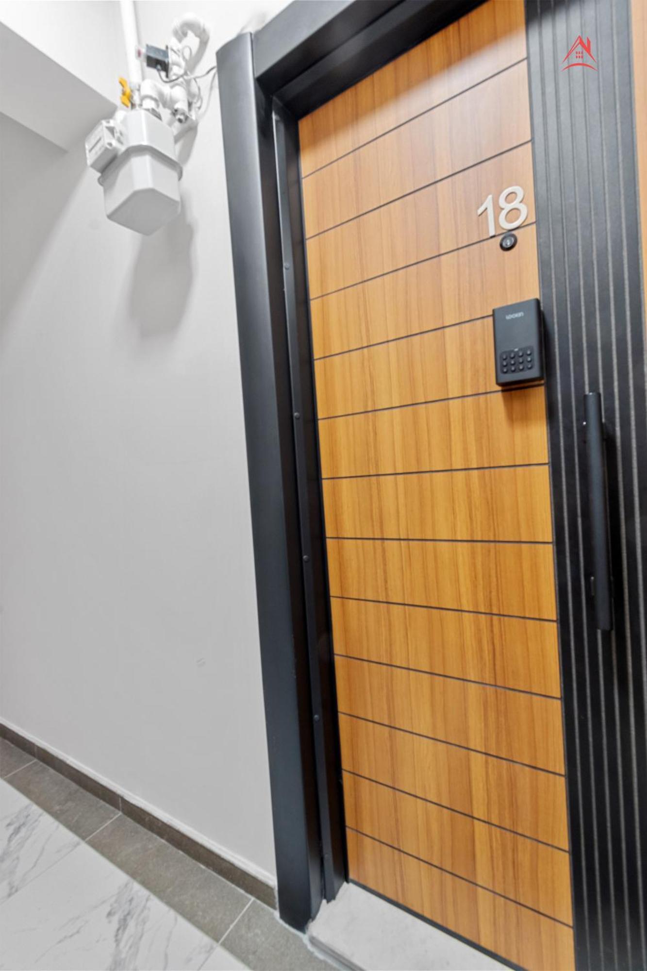 Apartment New World Militari Grand 1 *